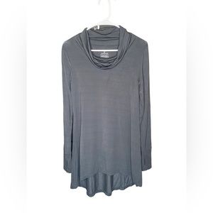 Cuddl Duds loose black softwear with stretch swing shirt mock neck size small